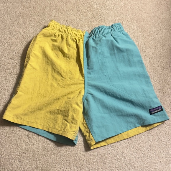 Patagonia Pants - Patagonia two tone shorts